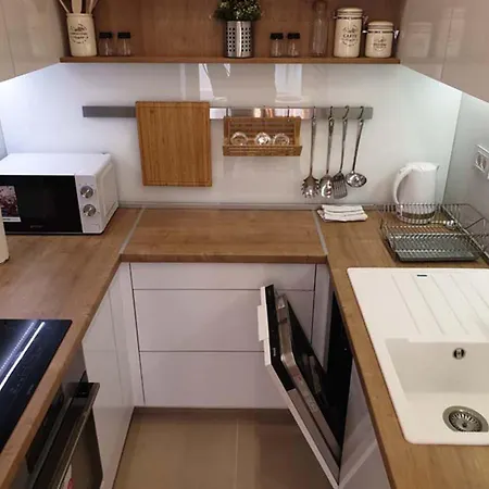 A Blok Exclusive With Garage *